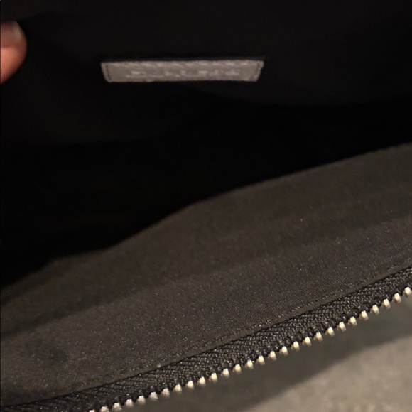 NWOT Express White Hand/ Cross Body Bag - Picture 4 of 5